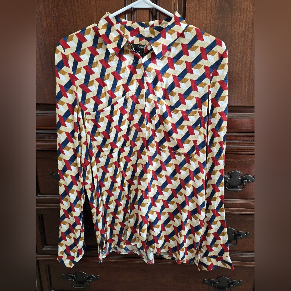 NWT Forever 21 geo print blouse - size small (s)